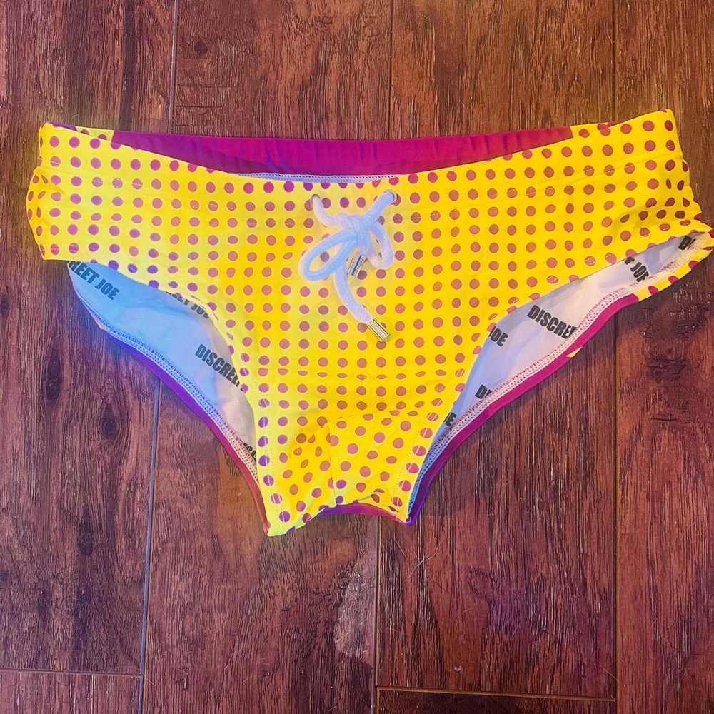 Pop art speedo by Discreet Joe
